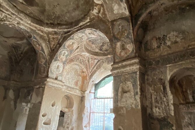2 Days Private Guided Cappadocia Tour With Airport Transfers - Avanos pottery stop and Love Valley legend: texture between the big sites