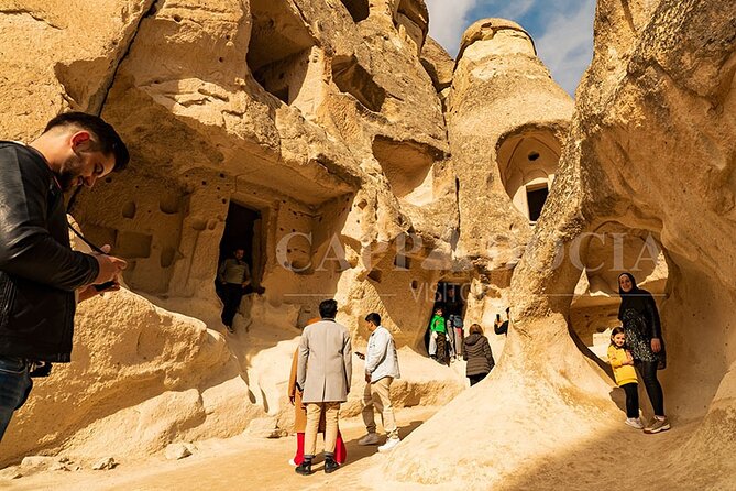 2 Days South (Green tour) and North (Red tour) Cappadocia + Lunch - Day 2: the mix of panoramas, pigeon houses, and the underground world