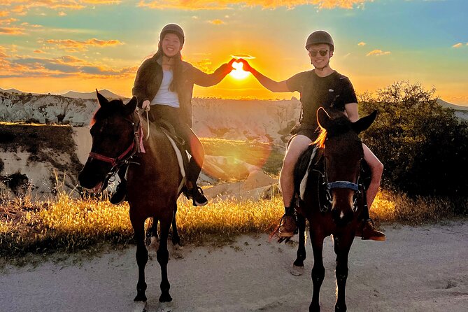 Adventure in Cappadocia Horse Riding Sunset ,Daytime - Morning around 10:00 vs sunset timing