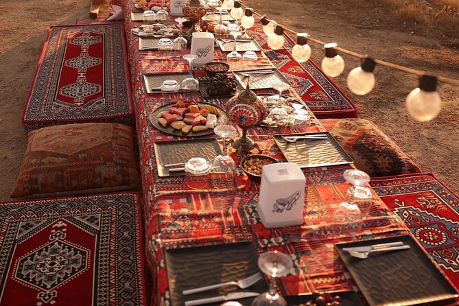Barbecue Picnic in the valley (Sunset Time) - English and communication: what to expect