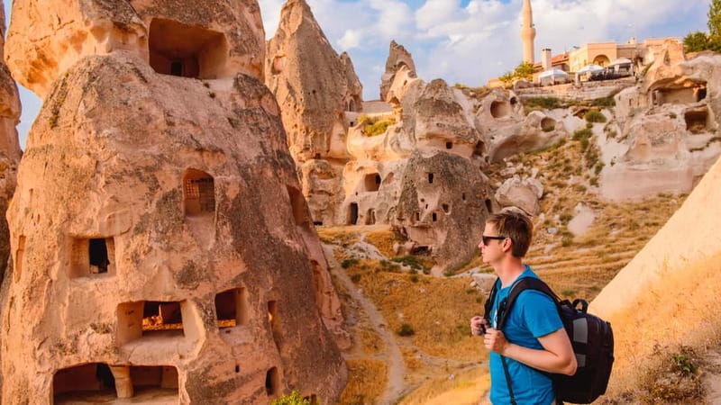 Cappadocia: Best of Red and Green Small Group Guided Tour - Pigeon Valley in Uçhisar: cliff carvings and an easy scenic walk