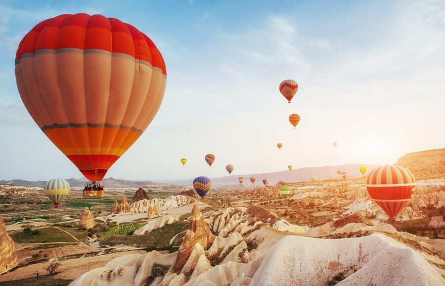Cappadocia Full-Day Green Tour with a Professional Guide - Artisan Stops and Shopping Options: Onyx, Jewelry, Leather, Kilim