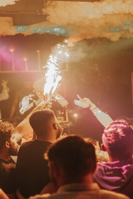 Cappadocia: Guided Bar Crawl with Hotel Pickup and Snack - Hotel Pickup and Drop-Off Across the Cappadocia Map