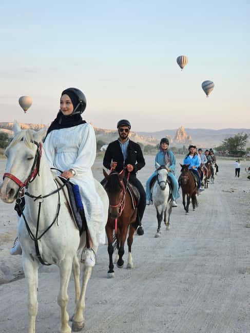 Cappadocia : Horseback riding with fantastic view - Choosing Your Time Slot: Sunrise, Sunset, or a Quieter Day