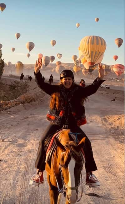 Cappadocia : Horseback riding with fantastic view - The Valleys You Ride: Rose/Red, Love, Sword, and White/Honey