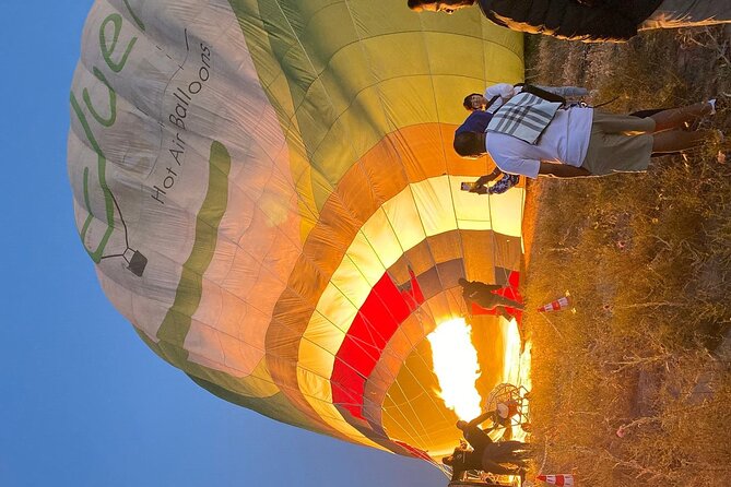 Cappadocia : Hot Air Balloon Flight Basket Size 15-18 Person |Çat - What to Bring for a Smooth, Cold-to-Wow Morning