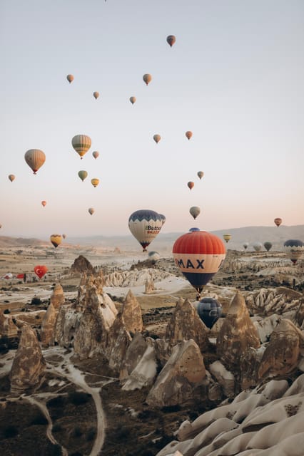 Cappadocia: Hot Air Balloon Flight with Hotel Transfers - Pilots, safety briefings, and an experienced crew feeling