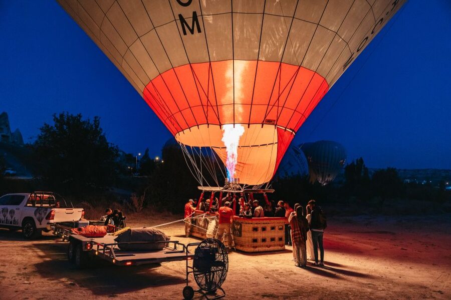 Cappadocia: Hot Air Balloon Trip in Goreme with Breakfast - The 3-hour flight: how you’ll actually see fairy chimneys and valleys
