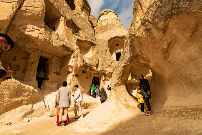 Cappadocia Mix Tour With Ticket And Lunch - Uçhisar Castle and Pigeon Valley: start high, then get quiet