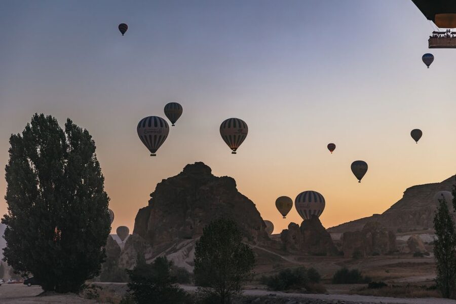Cappadocia: Panoramic Hot Air Balloon Viewing Tour - The viewing spot: making the most of a 3-valleys panorama