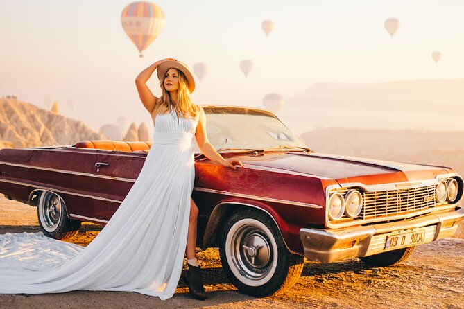 Cappadocia Photo Shoot (Cappadocia Photographer) - Stop 2: Love Valley with balloons for the wide, classic look