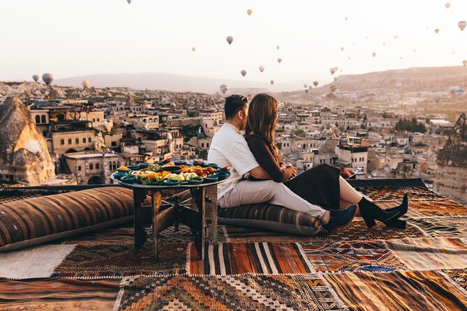 Cappadocia Photo Shoot (Cappadocia Photographer) - Dress and comfort tips, especially if sizes run big