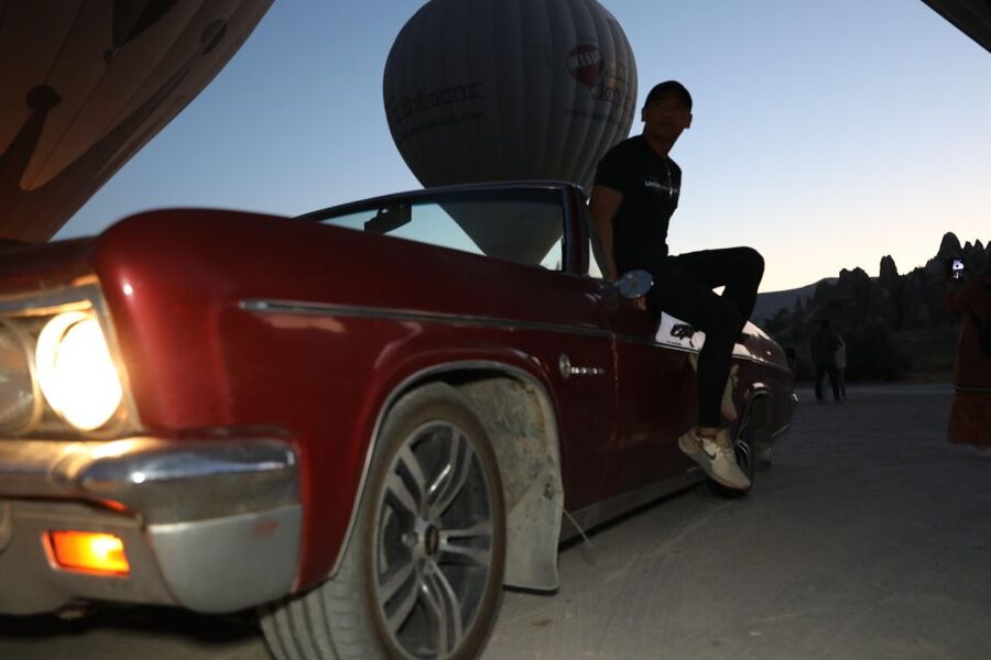 Cappadocia Photo Shoot with Classic Car and Flying Dress - That last Cappadocia photo stop: why the final segment matters