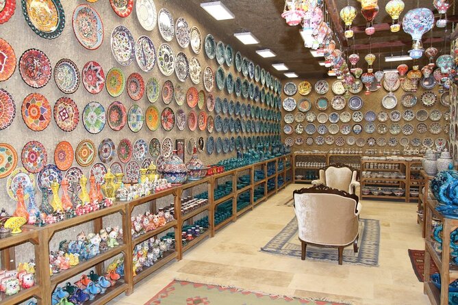 Cappadocia Pottery Workshop Class - Tea, coffee, and the small details that make it pleasant