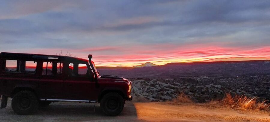 Cappadocia: Private Jeep Tour with Sunrise or Sunset Options - Love Valley, Pigeon Valley, and Under That Tree: what each stop is good for