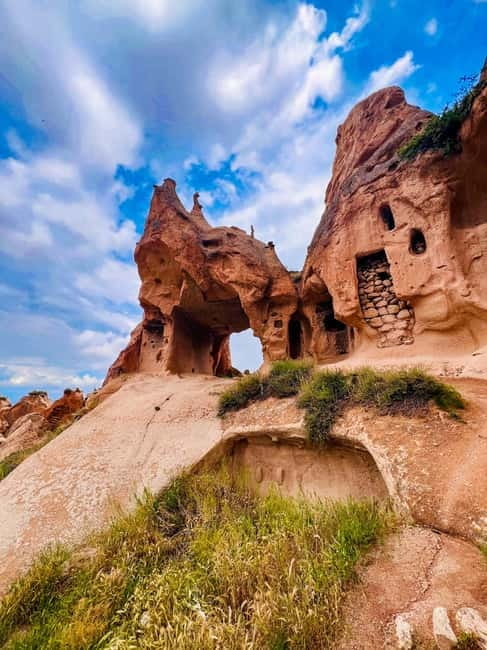 Cappadocia: Red-Line Tour with Lunch and Guide All Inclusive - Uçhisar Castle: Highest-Point Views That Pull It All Together