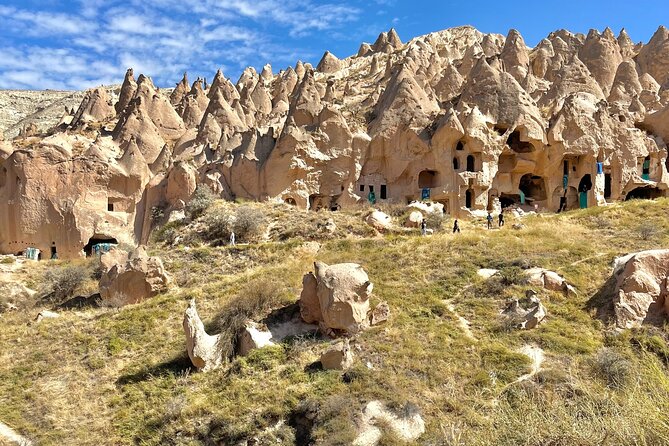 Cappadocia Red Tour: A Day of Exploration with an Expert Guide - Meeting Your Guide and Getting Comfortable in the Minibus