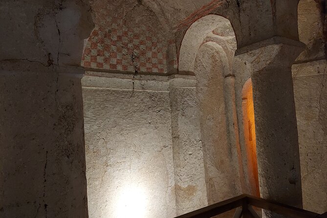 Cappadocia Red Tour: Fairy Chimneys & Cave Villages - Kybele Boutique Ceramics: watching artisans work Red River clay