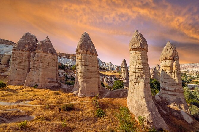 Cappadocia Red Tour,(included,lunch,guide,entrance fees) - Devrent Valley in 30 Minutes: Rocks That Play Museum Curator