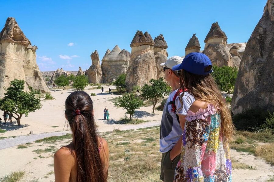 Cappadocia Red Tour (small group) with lunch and tickets - Leather and shopping stops: how to handle them without getting burned
