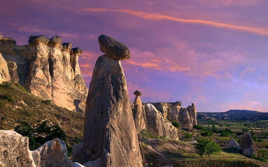 Cappadocia: Red Tour with Entry Fees and Lunch - Pasabagi Monks Valley, The Three-Headed Pinnacles With a Point