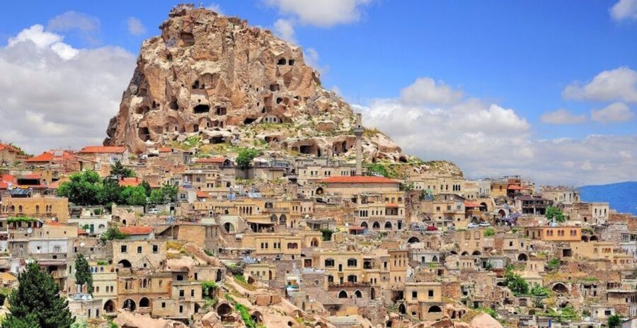 Cappadocia Red Tour with Small Group Full-Day Include Lunch - Lunch at a traditional Turkish restaurant, served buffet style