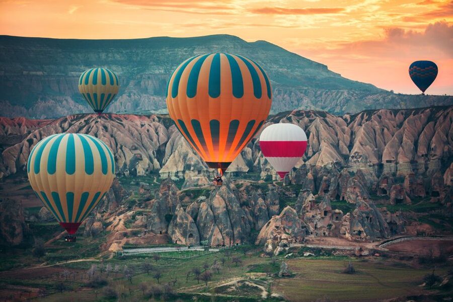 Cappadocia: Sunrise Balloon Flight with Hotel Pickup - Your 3-Hour Timeline, From Pickup to a Safe Landing