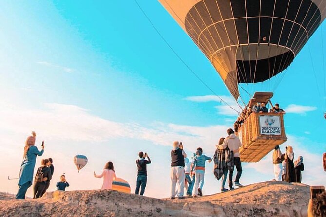 Cappadocia Sunrise Hot Air Balloon Flight / Discovery Balloons - How the flight works: altitude, shared skies, and what you will actually see