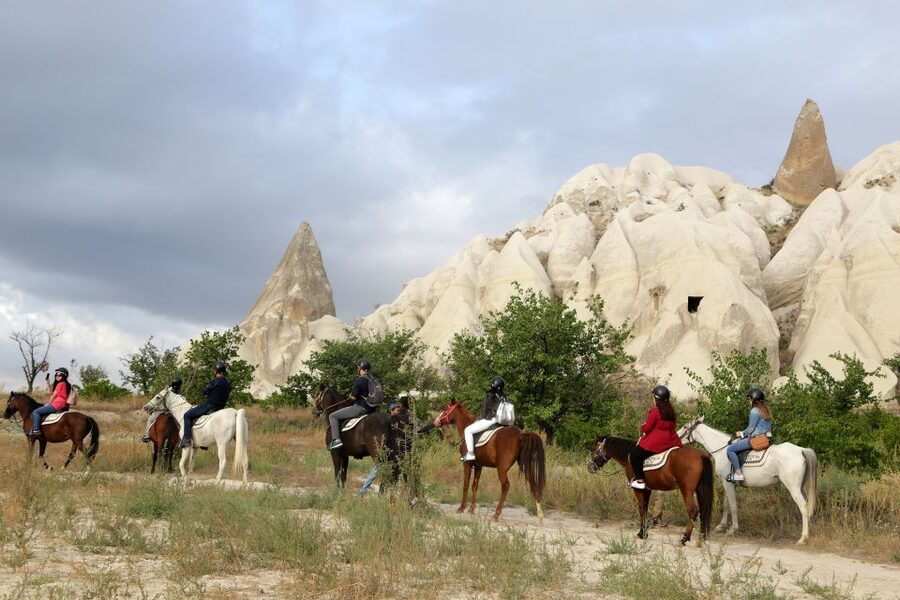 Cappadocia: Sunset Horse Trek Through the Valleys - Meeting, Pickup, and the Horse Ranch Briefing