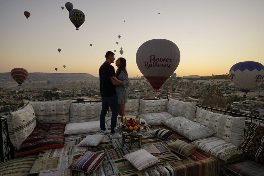 Cappadocia: Terrace Photo Spot With Balloon Flight View - Key things to know before you go