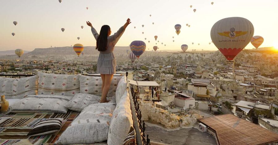 Cappadocia: Terrace Photo Spot With Balloon Flight View - Private group feel, and why it helps your photos