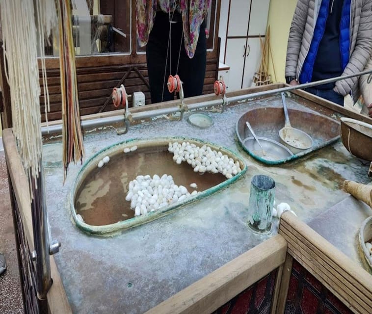CAPPADOCIA : Traditional Local Carpet Weaving Tour - Price and value: $16 for a guided craft lesson with pickup