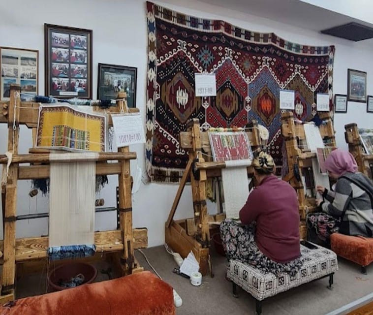 CAPPADOCIA : Traditional Local Carpet Weaving Tour - Entering the carpet weaving center: what you’ll see up close