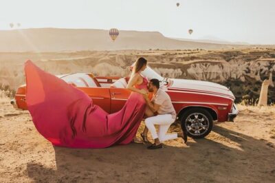 Classic Car Tour in Cappadocia with Local Wine