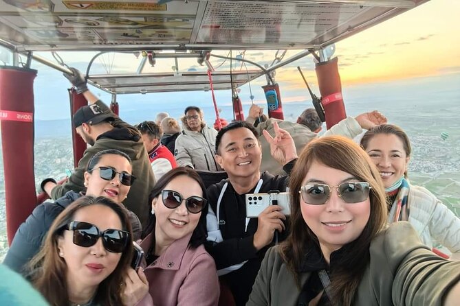 Exclusive Hot air balloon Flight in Cappadocia - The flow of the morning: from hotel to basket to return
