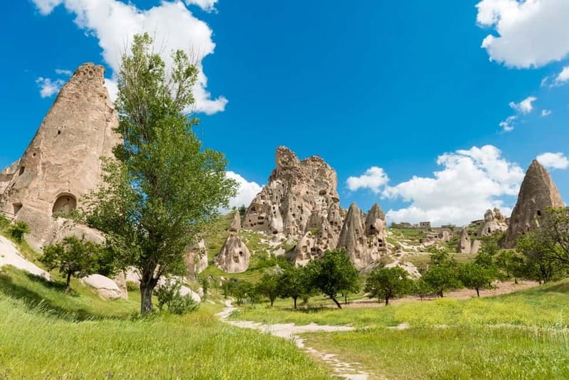 From Göreme: Cappadocia Red and Green Highlights Tour - Why This Red and Green Loop Works So Well
