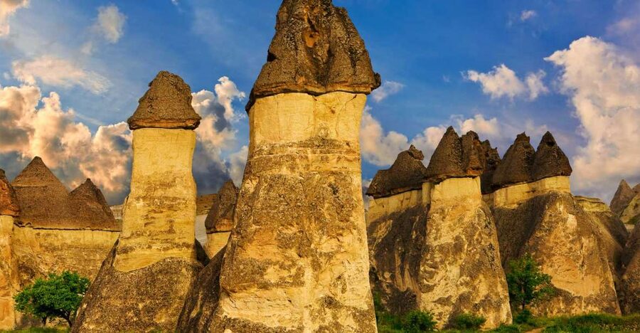 From Nevşehir: Cappadocia Highlights Trip w/ Lunch & Pickup - Getting oriented with Devrent Valley and fast photo momentum