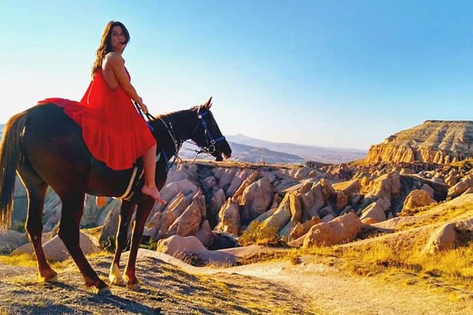 Horse Riding in Cappadocia in fairy chimeys - Sunset Point Photos: Timing, Posture, and What to Bring
