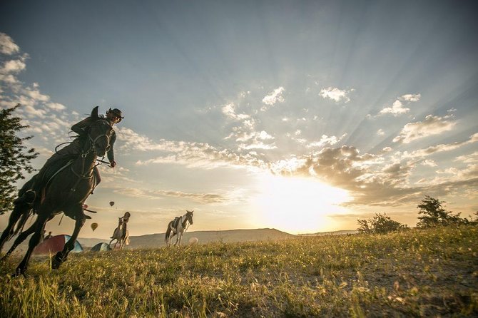 Horse Riding in Cappadocia in fairy chimeys - How the Guides Run the Ride, and When You Should Think Twice