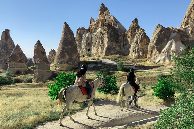 Horseback Riding Experience in Beautiful Valleys of Cappadocia - The 2-Hour Ride Plan: Valleys, Pacing, and What You Actually Do