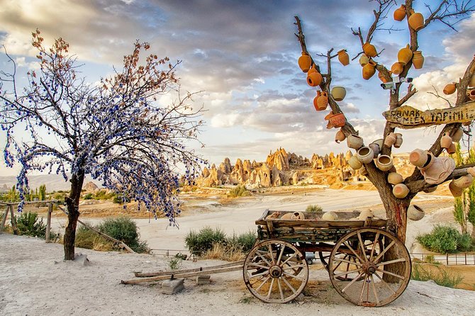 Hot Air Balloon, Best of Red and Green Guided 1-Day Tour - Zelve Open Air Museum: Ancient Life in Plain Sight