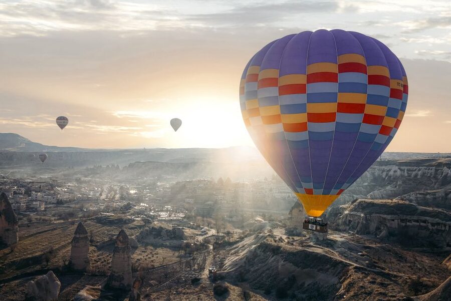 Hot air balloons in Goreme red valley - FAQ