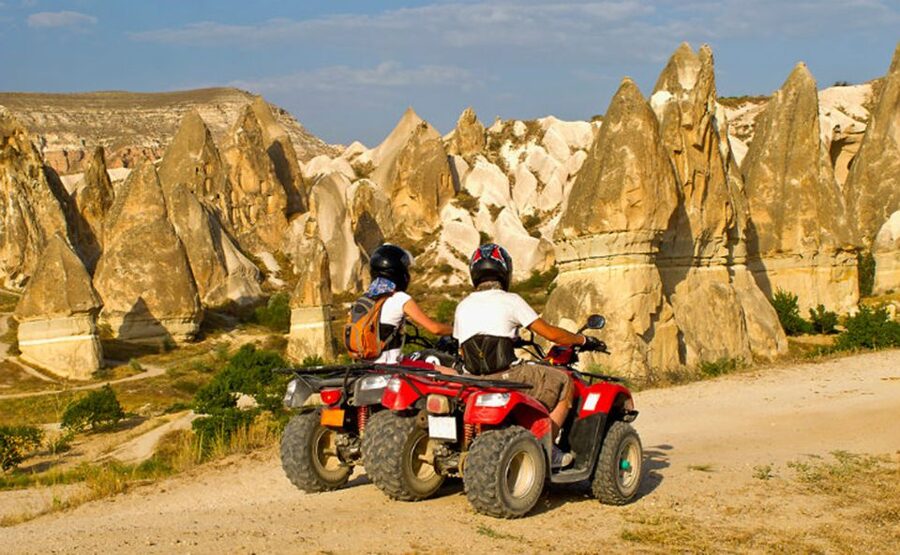 Istanbul: 3-Days, 2-nights in Cappadocia & Hot Air Balloon - Avanos pottery lunch break, then Paşabağı’s fairy chimney show