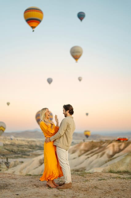 Marriage Proposal Surprise & Engagement in Cappadocia - Rose Valley in Göreme: The First Photo Stop