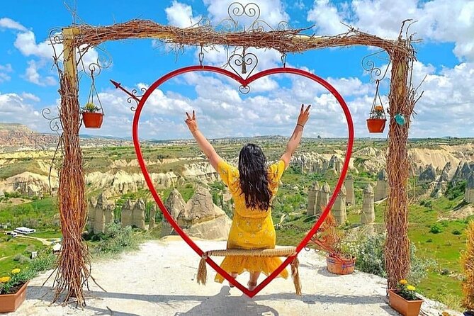 Red / North of Cappadocia Tour - Lunch, Drinks, and Comfort on a Long Day