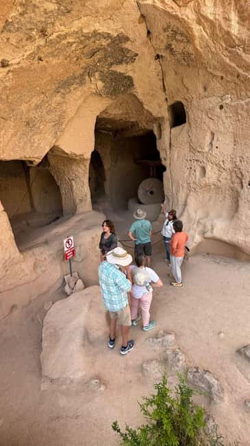 Red plus Kaymaklı Undergroundcity with guide lunch ticket - Starting views in Göreme, then moving to Pasabag and Zelve