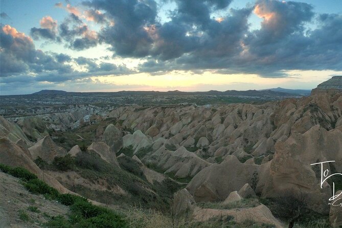 Red & Rose Valley Sunset Hiking Tour with a Trekking Dog "Oscar" - Guide and Dog Factor: Samil, English, and Oscar