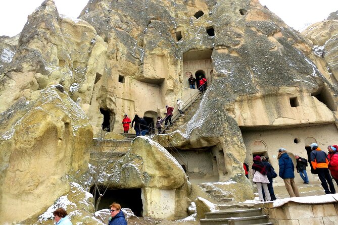 Red Tour with open air Museum - Uchisar: the cliff castle town with tunnels and church caves