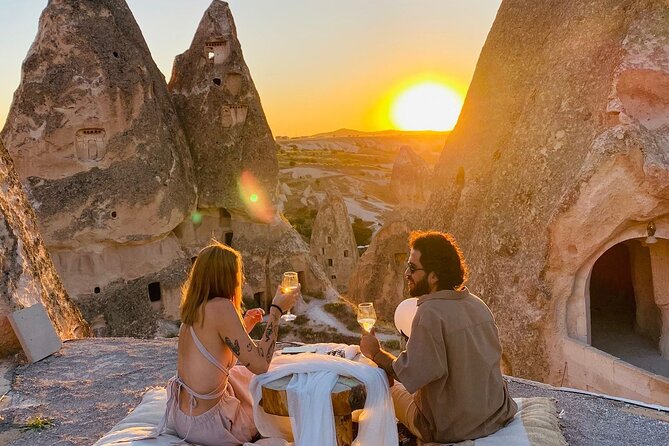 Romantic Cappadocia Sunset Dinner and Wine - Private and Personalized: What You Gain from the Small-Group Approach
