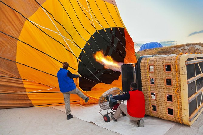 Sunrise Hot Air Balloon Flight Experience over Cappadocia - Breakfast, Coffee, and Snacks While the Balloon Inflates